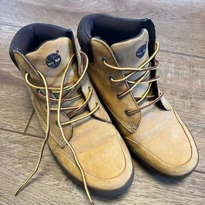 Timberland Women’s Brown Lace-Up Boots